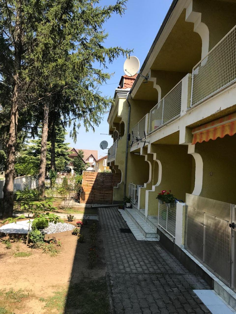 Sofia Apartment Heviz Exterior photo